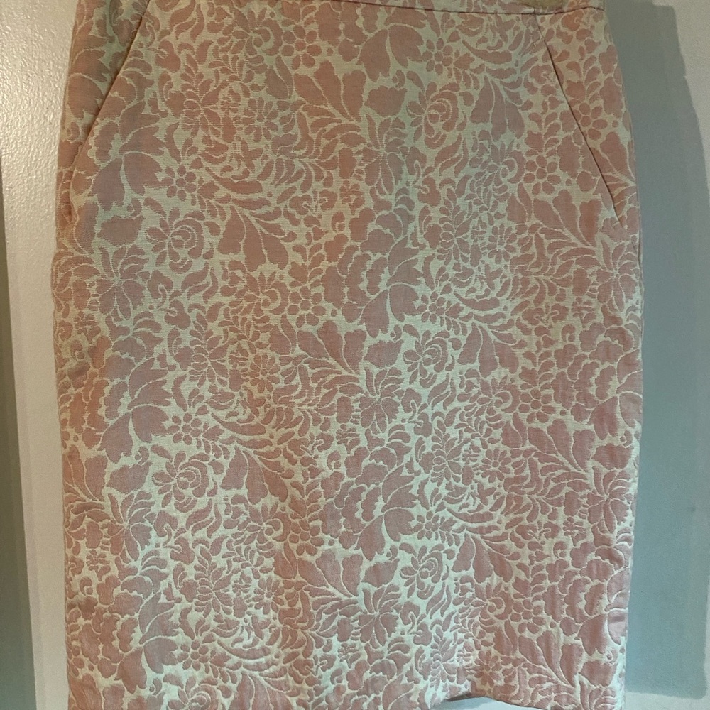 Old Navy Pink and Cream Floral Pencil Skirt
